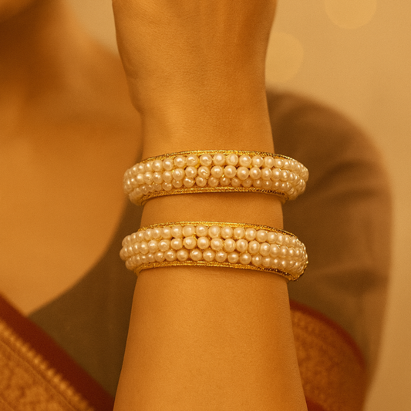 Kaya Flat Pearls Bangle