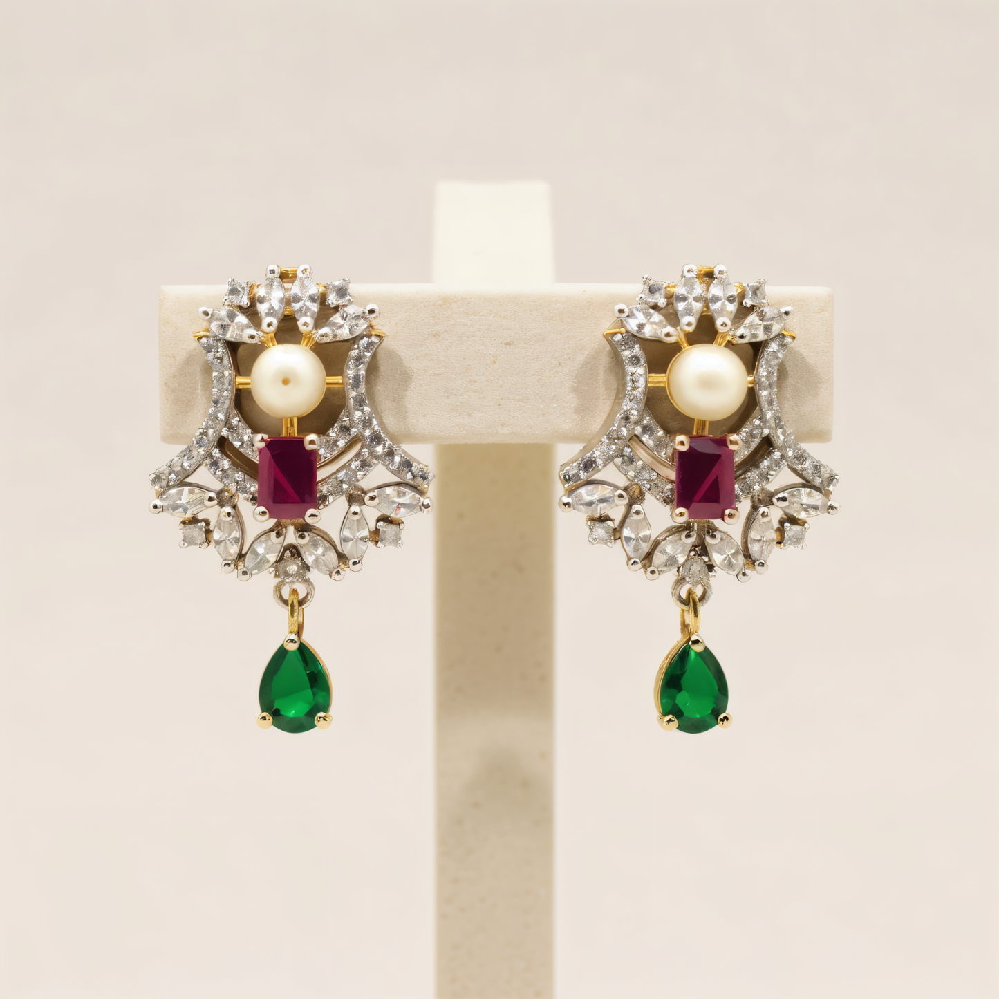 Pearls With Pendant Choker Set