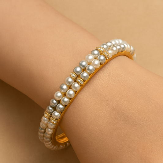 Dual Shade Pearl Bangle – White & Grey Grace