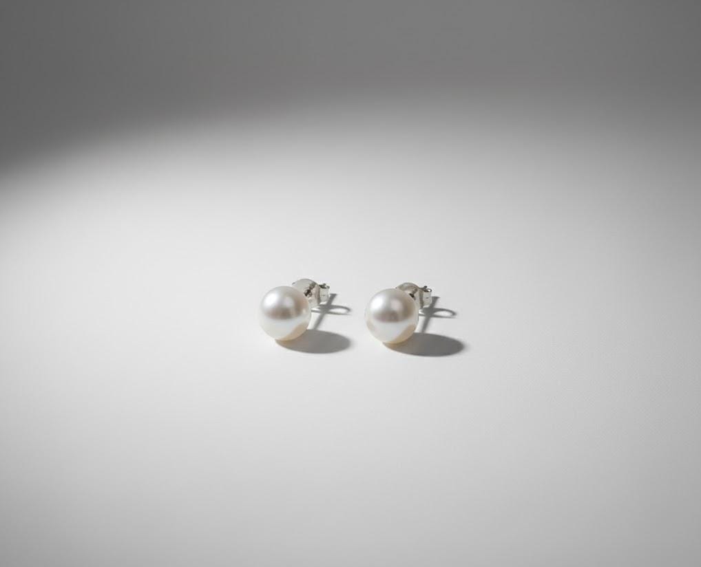 The Ivory Round Pearl Set
