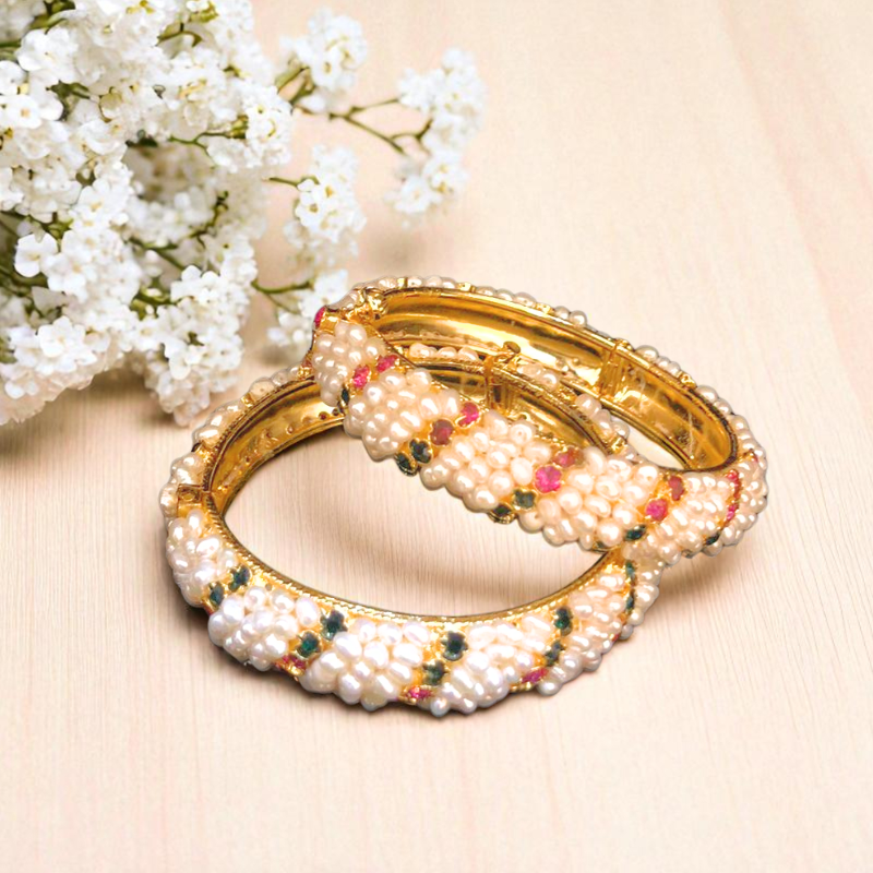 Ratna Twist Pearl Bangles