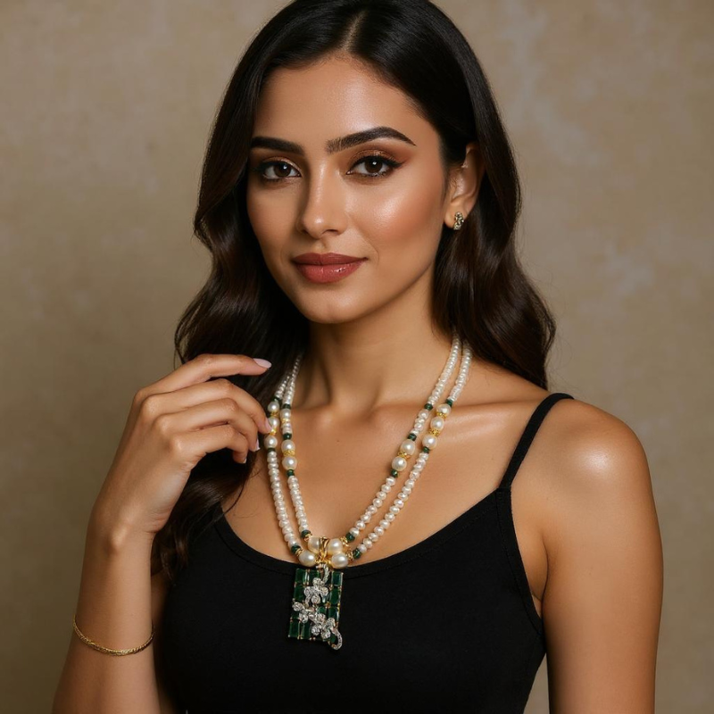 Pearls With Pendent 2 Lines Set