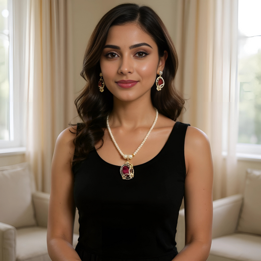 Pearls With Pendent 1 Line Set