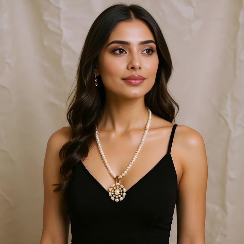 Dahlia Pendant Set - Single Line Flat Pearls Mala