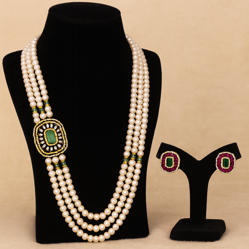 Pearls with Pendent 3 Lines Set