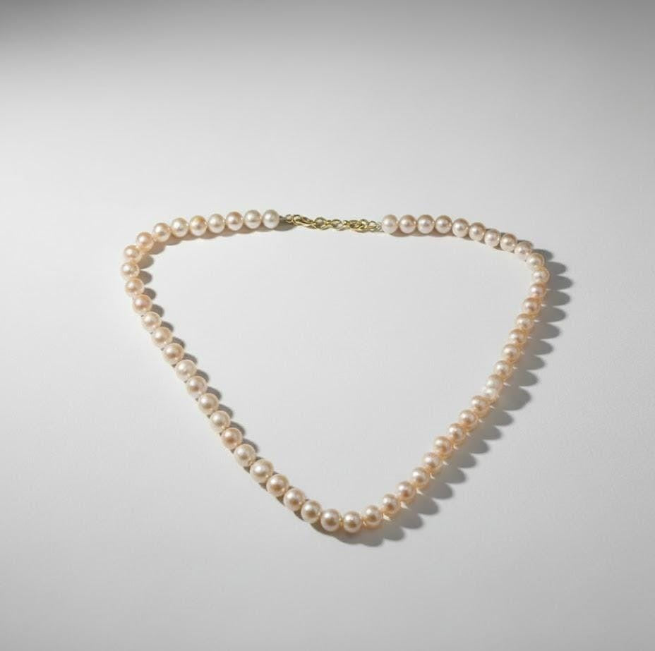 The Champagne Pearl Gift Set