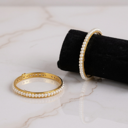 Classic Pearl Bangle – Heritage Radiance