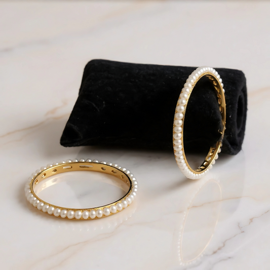 Regal Pearl Bangle – Timeless Charm
