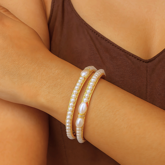 Royal Pearl Bangle – Classic Elegance