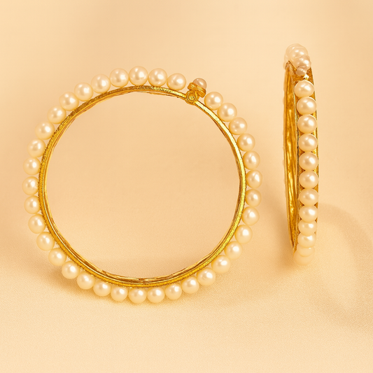 Timeless Pearl Bangle – Royal Charm