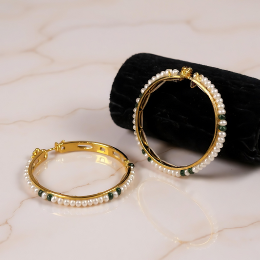 Pearl Bangle with Emerald Beads – Royal Radiance