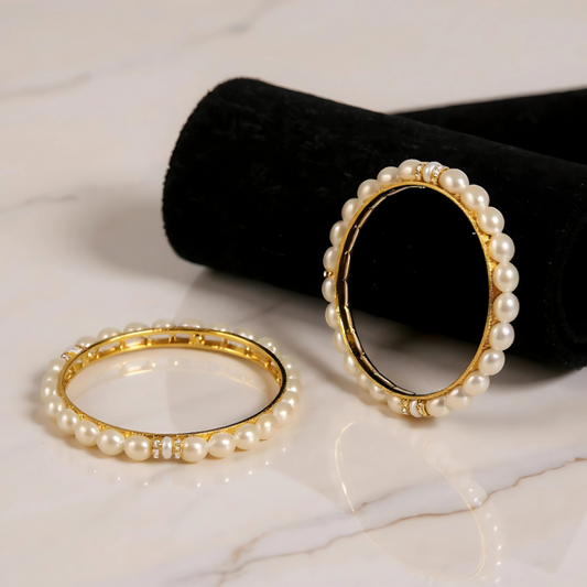 Classic Rice Pearl Bangle – Elegant Finish