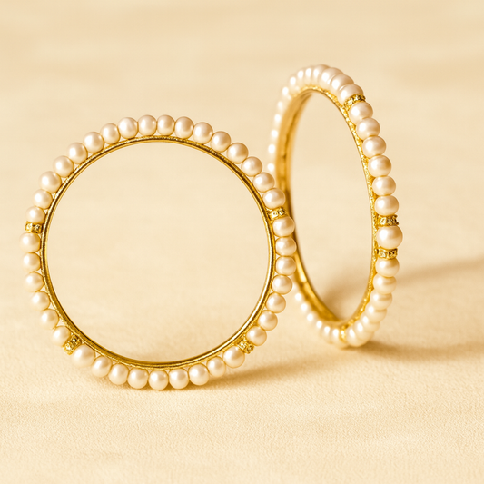 Classic Pearl Bangle – Signature Radiance