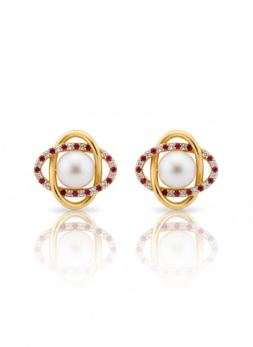 Clover Knot Pearl Studs