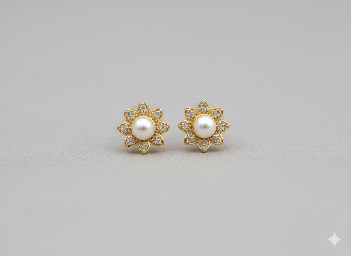Daisy Pearl Studs