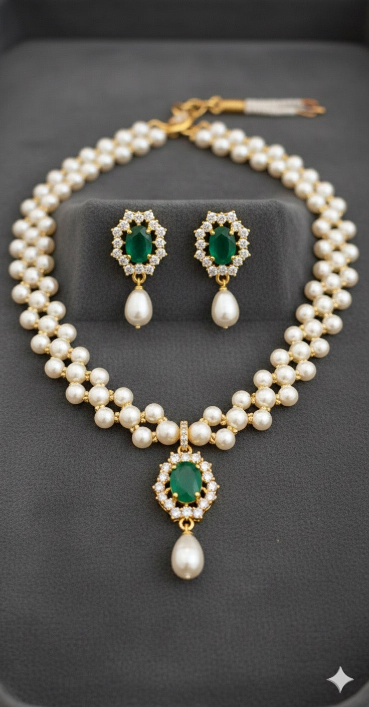 Emerald Bloom Pearl Set