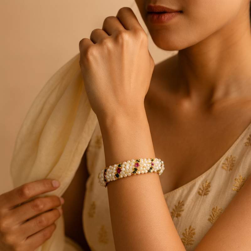 Ratna Twist Pearl Bangles