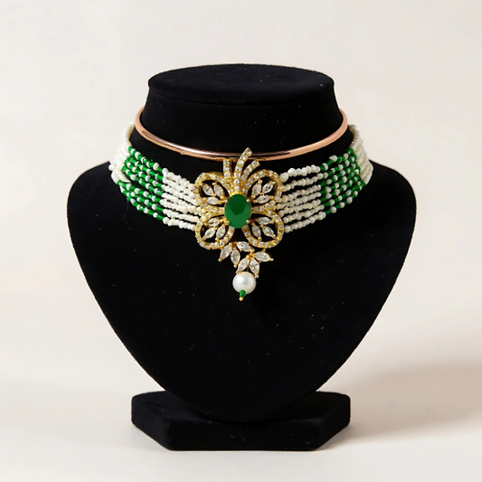 Elegant Pearl Choker Set – Traditional Charm